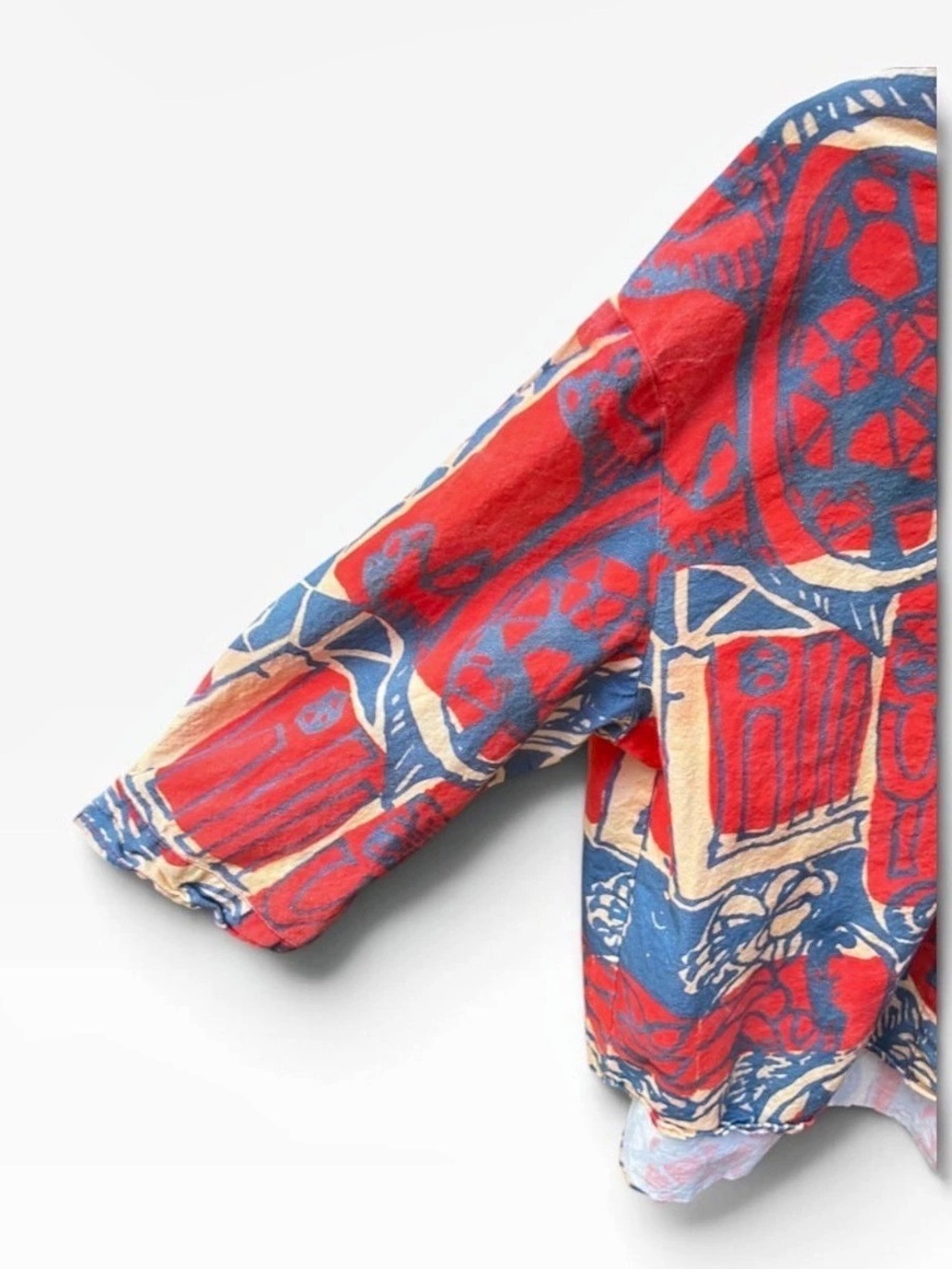 Plushcarpet Bohemian Ethnic Collage Art Pattern Abstract Print Button Down - Picture 6 of 9